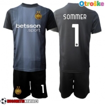 Otroške Nogometnih dresov Inter Milan Yann Sommer #1 Vratar Domači 2025-26 Kratki rokavi (+ hlače)